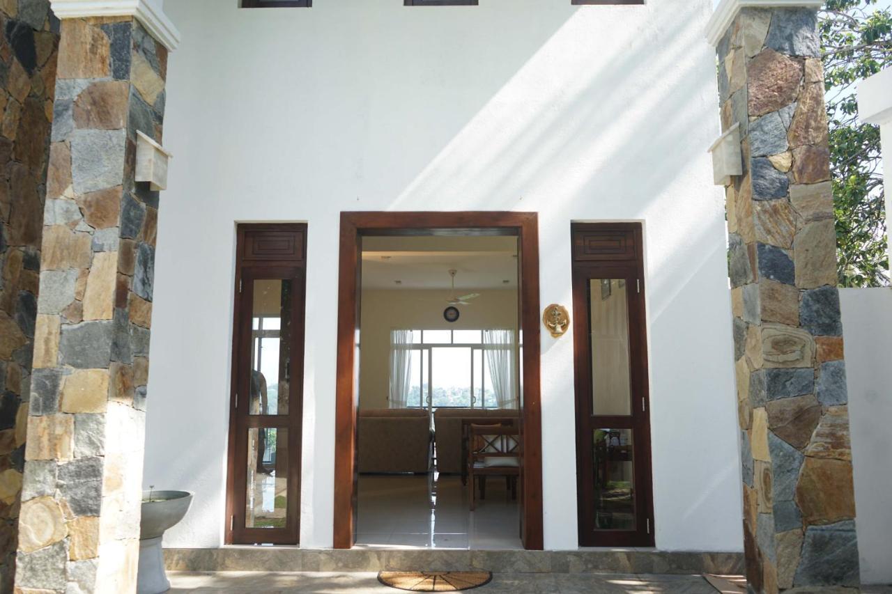 Amandara Hills كاندي المظهر الخارجي الصورة